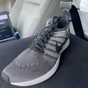 Nike Air Zoom Mariah Flyknit Racer Oreo Size 10